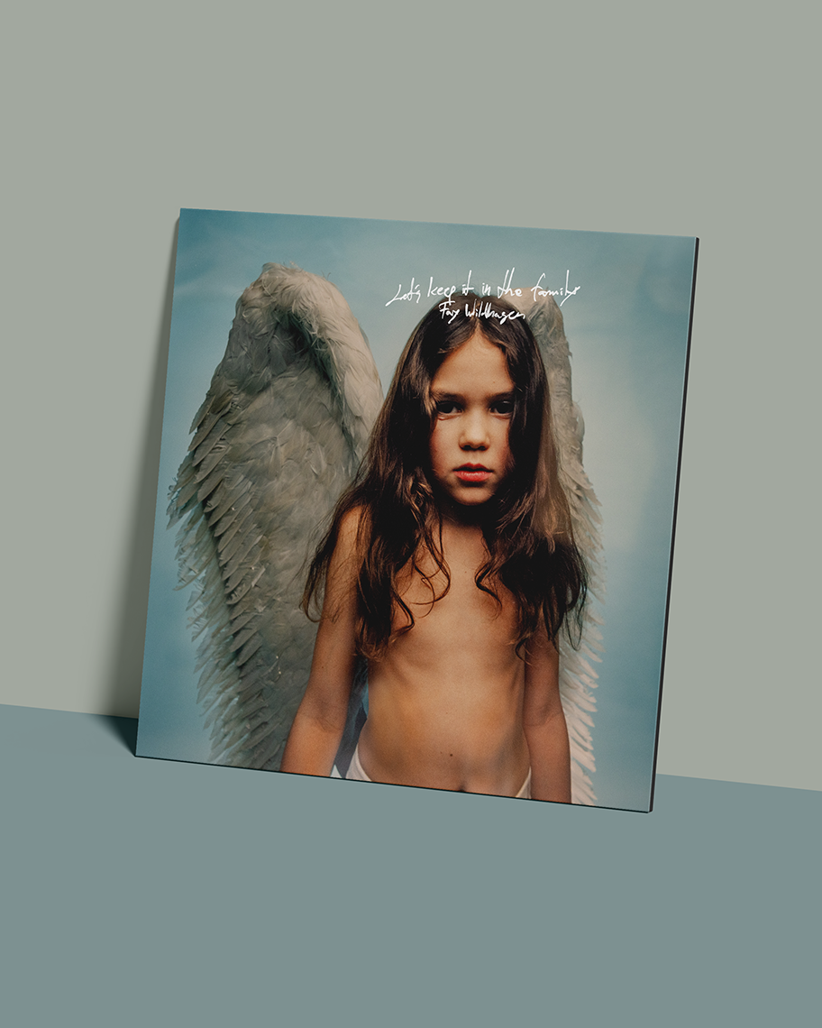FAY WILDHAGEN LET'S KEEP IT IN THE FAMILY VINYL - SIGNERT